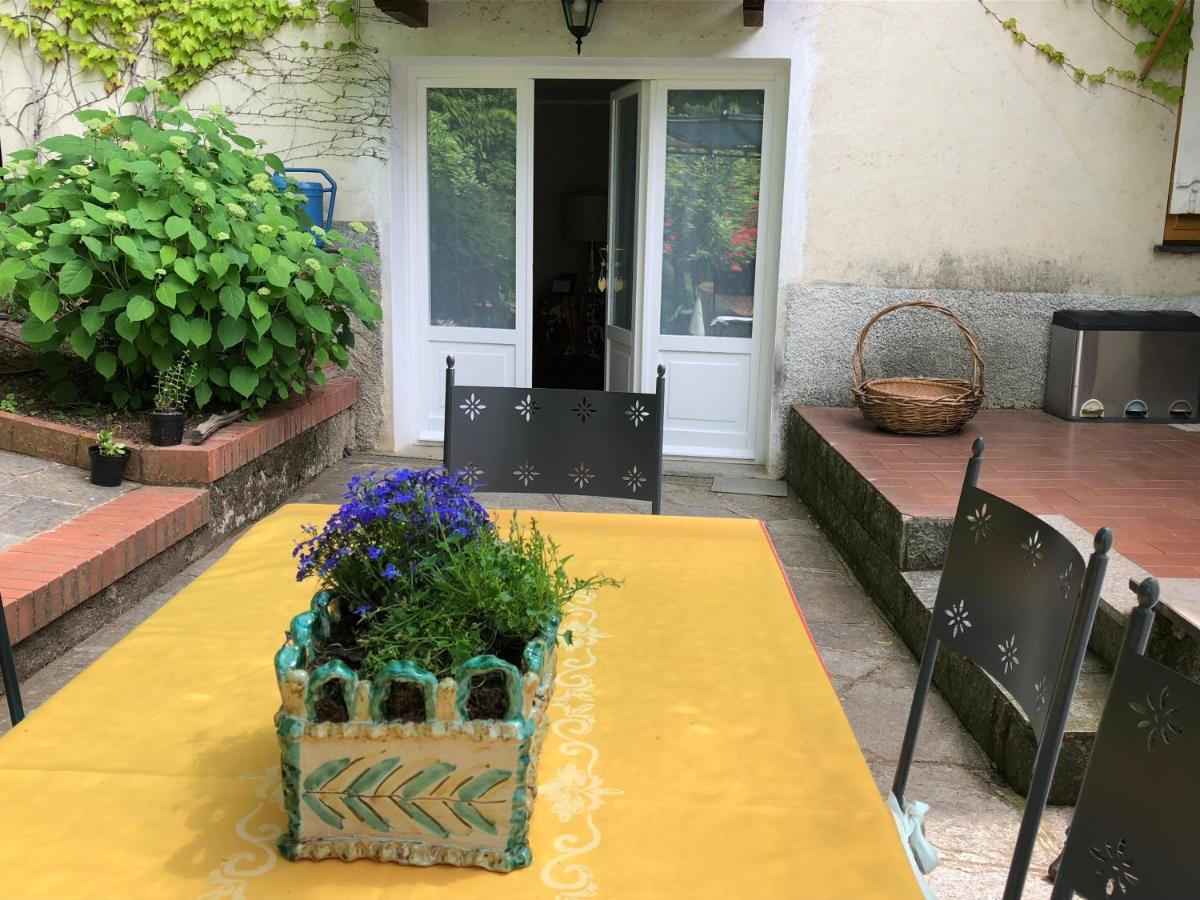 A O Soa B&B Savignone ภายนอก รูปภาพ