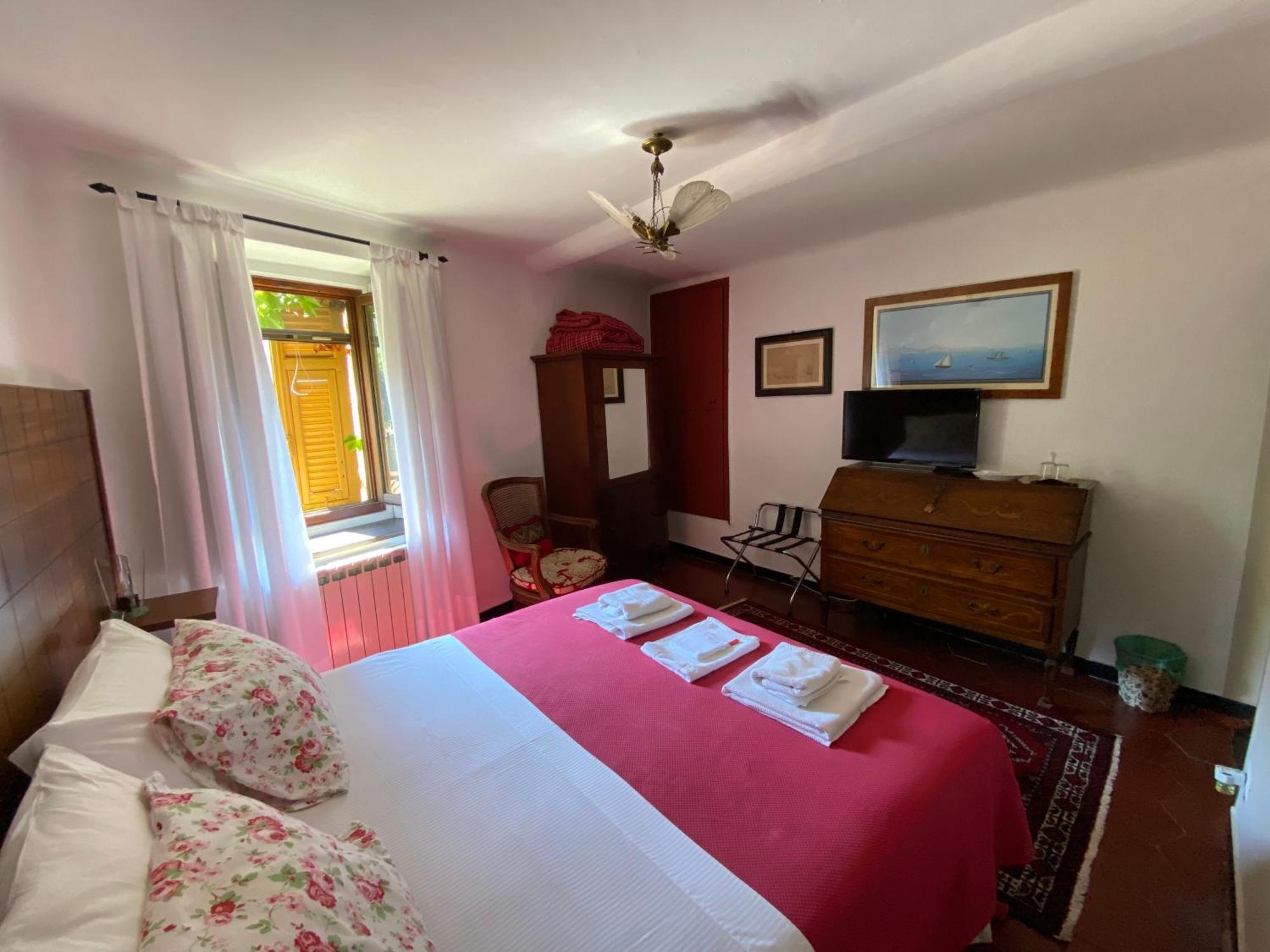 A O Soa B&B Savignone ภายนอก รูปภาพ